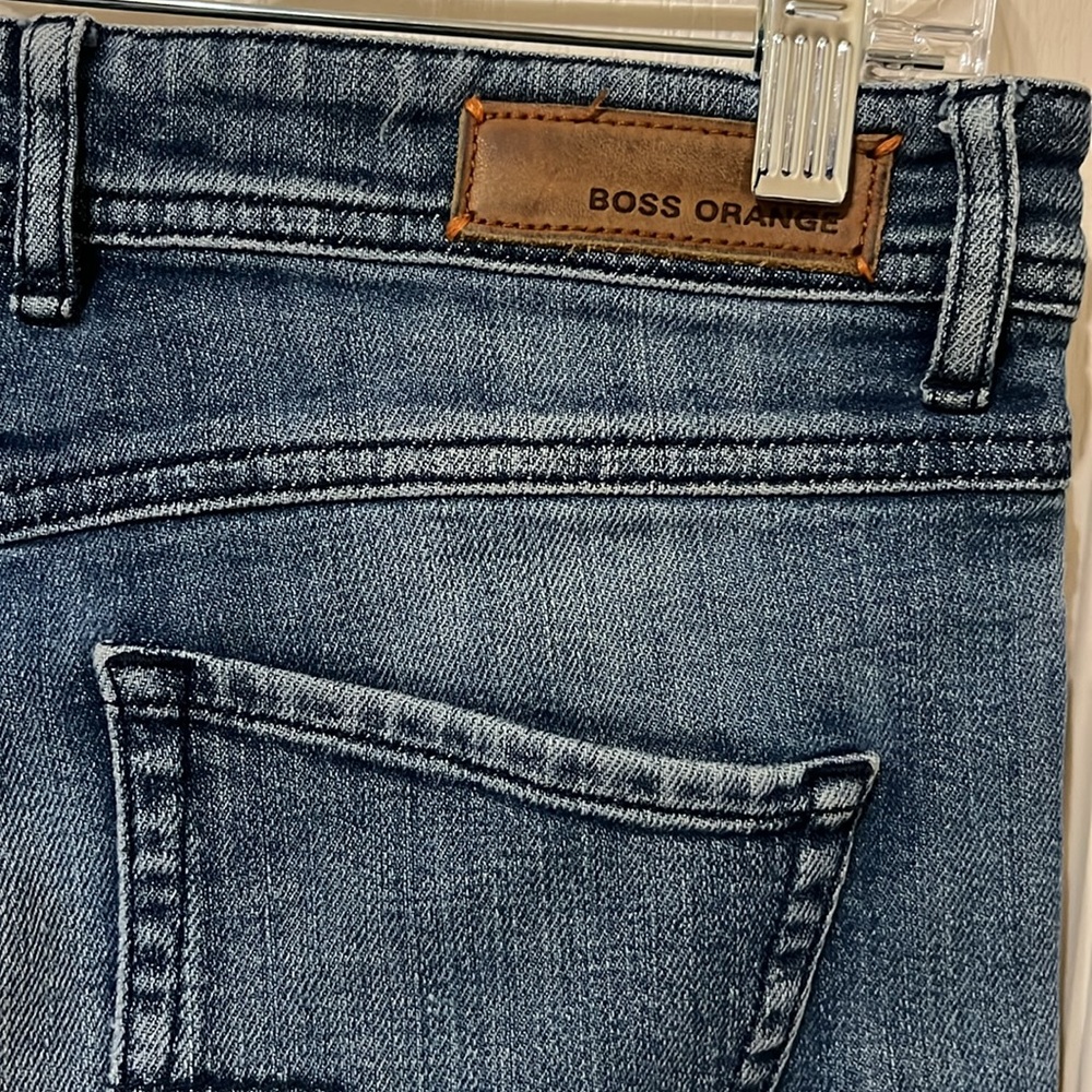 Hugo Boss - Picture 8 of 12